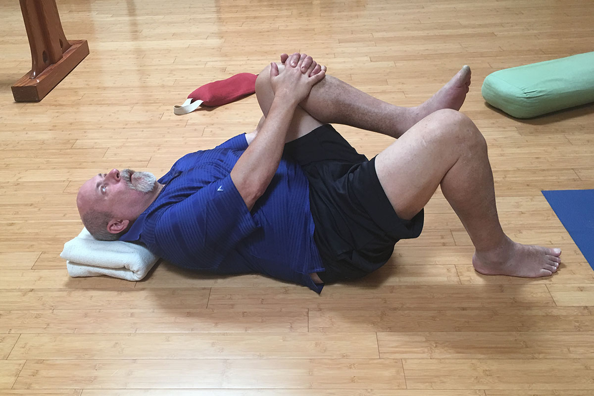 6 Easy Yoga Poses for Managing Parkinson's Disease